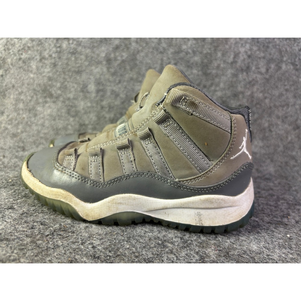Jordan Air Jordan 11 Retro Toddler 10.5C Cool Grey 378039-001 Sneakers